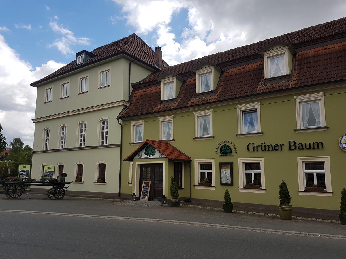 Traditionsgasthof Grüner Baum Bad Staffelstein Dış mekan fotoğraf